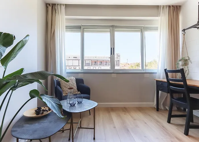 Airport Earth By Homing Maison d'hôtes Lisboa